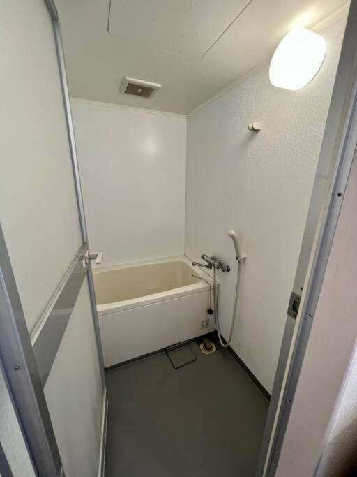 ２ Beds. Comfortable . Dotonbori / Kuromon Market. 大阪 外观 照片